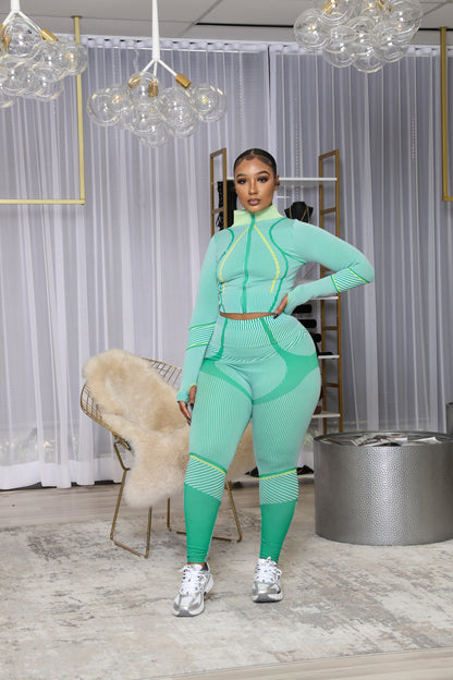 Kelly Green Gianna Set